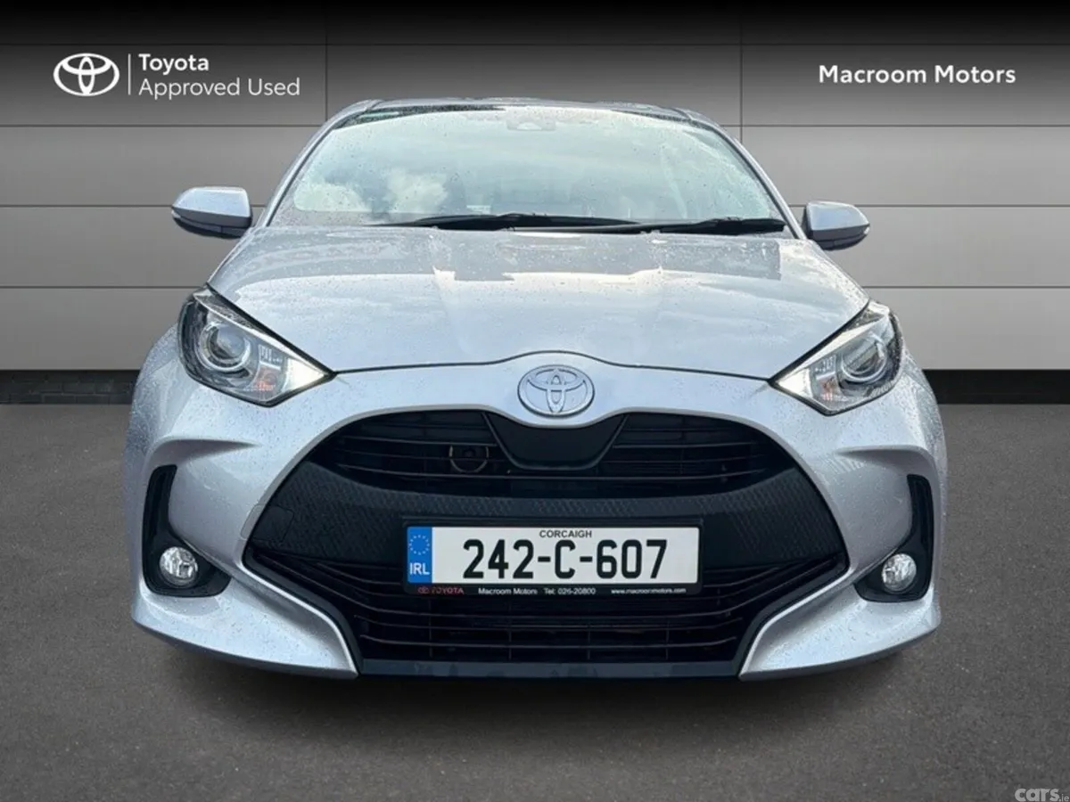 Toyota Yaris Hatchback, Petrol, 2024, Grey