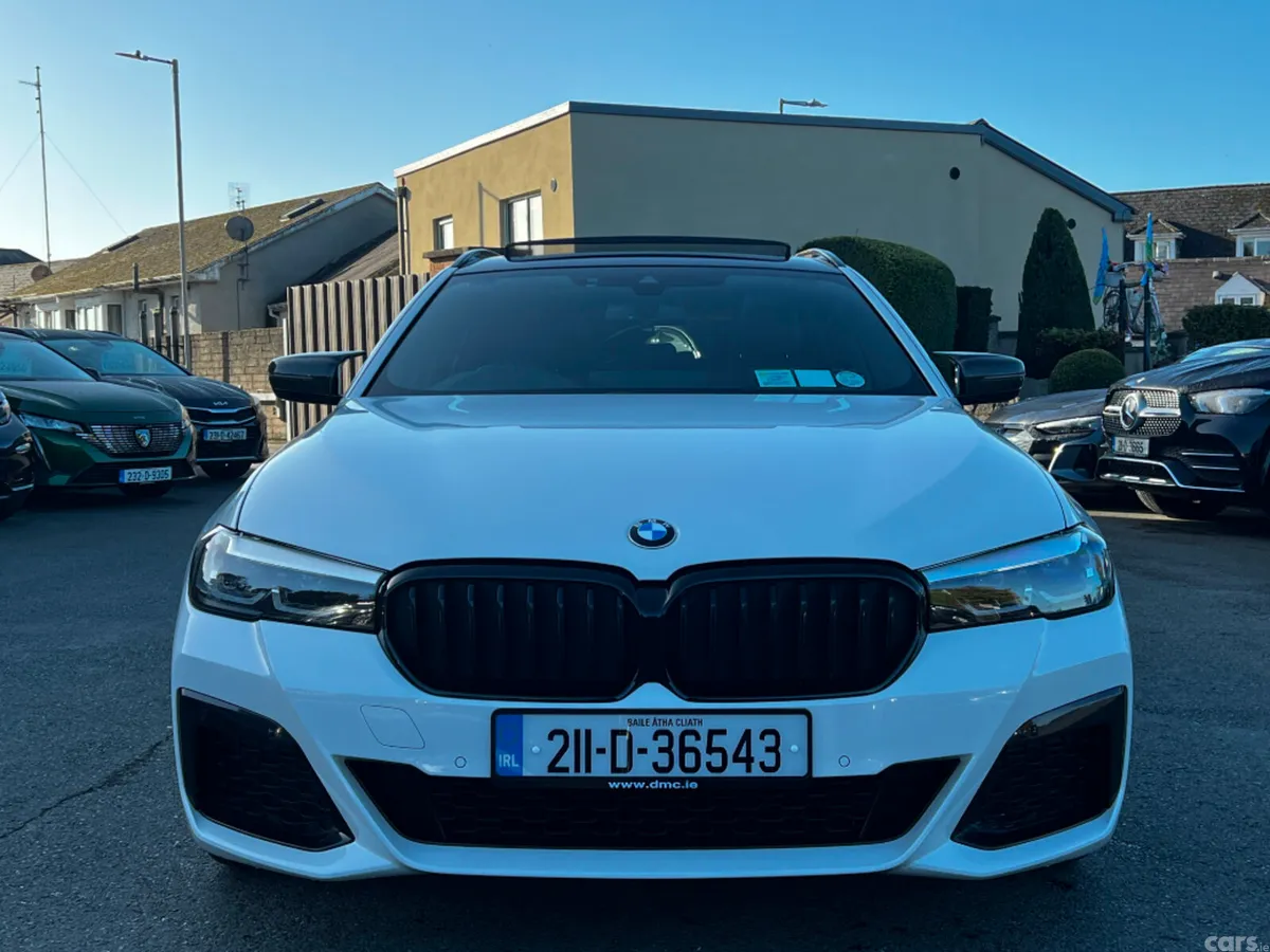 BMW 5-Series Estate, Petrol Plug-in Hybrid, 2021, White