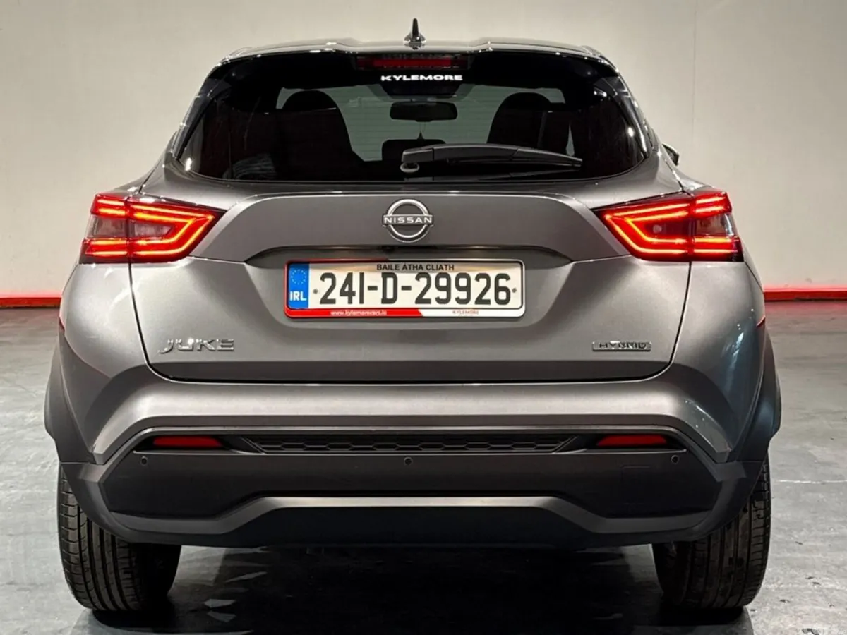 Nissan Juke MPV, Petrol Hybrid, 2024, Grey