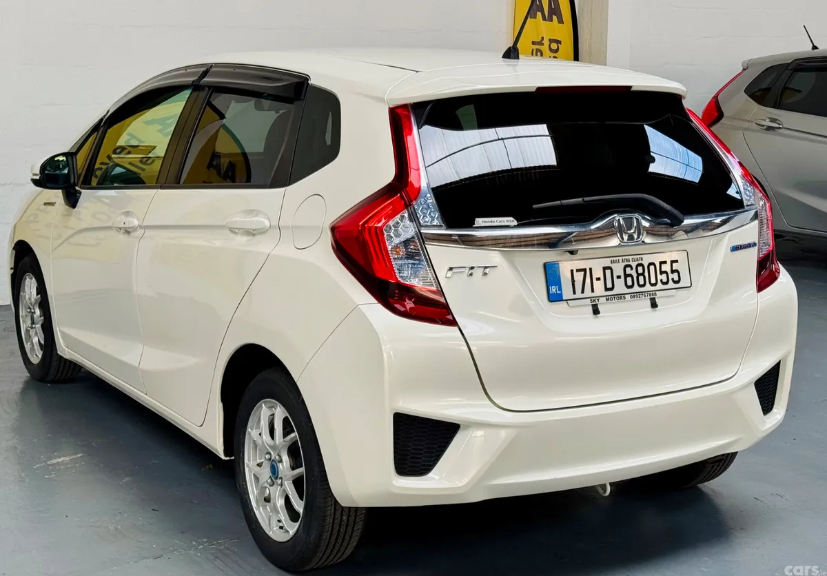 Honda Fit Hatchback, Petrol Hybrid, 2017, White