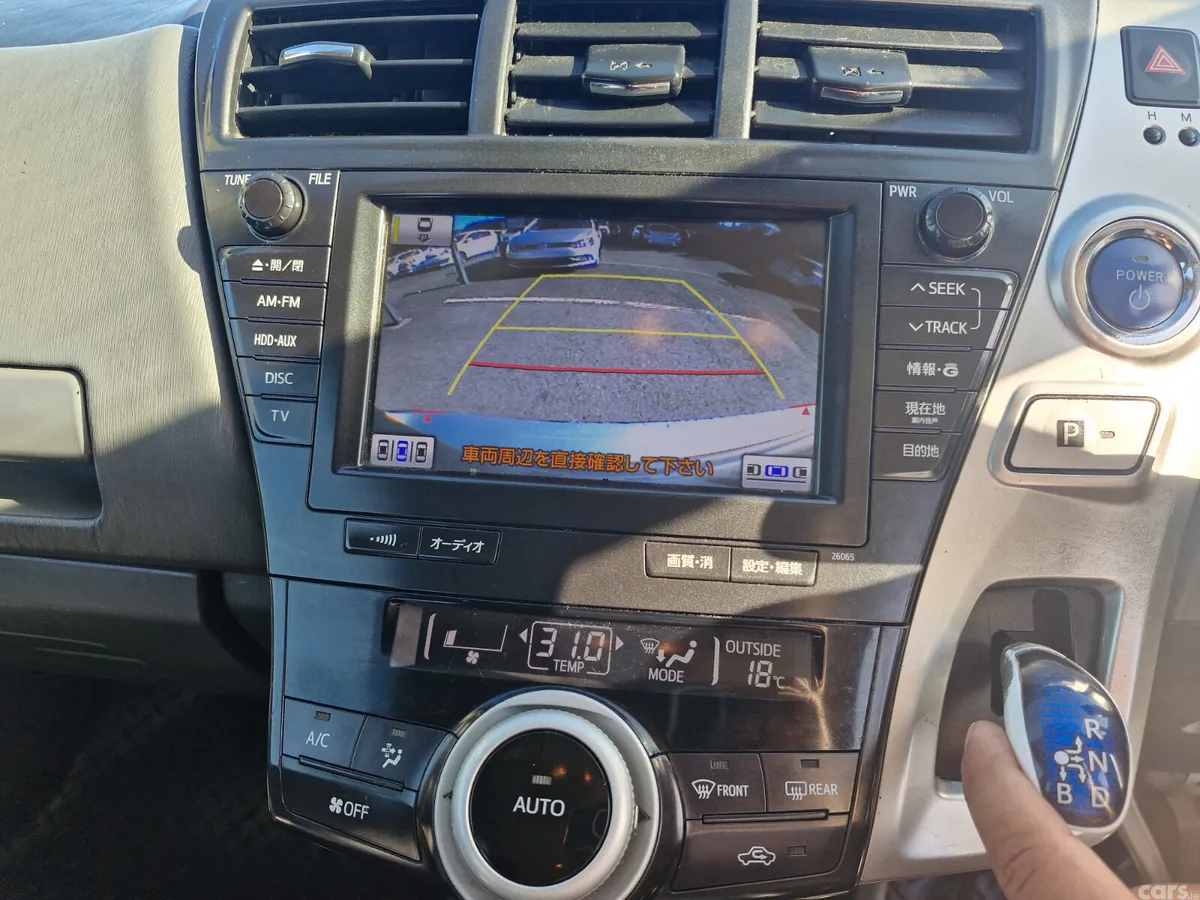 Toyota Prius MPV, Petrol Hybrid, 2013, Silver