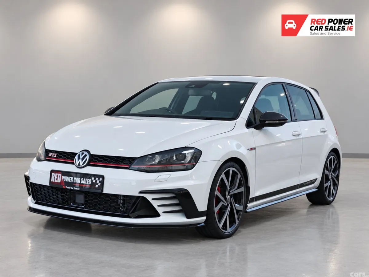 Volkswagen Golf Hatchback, Petrol, 2016, White
