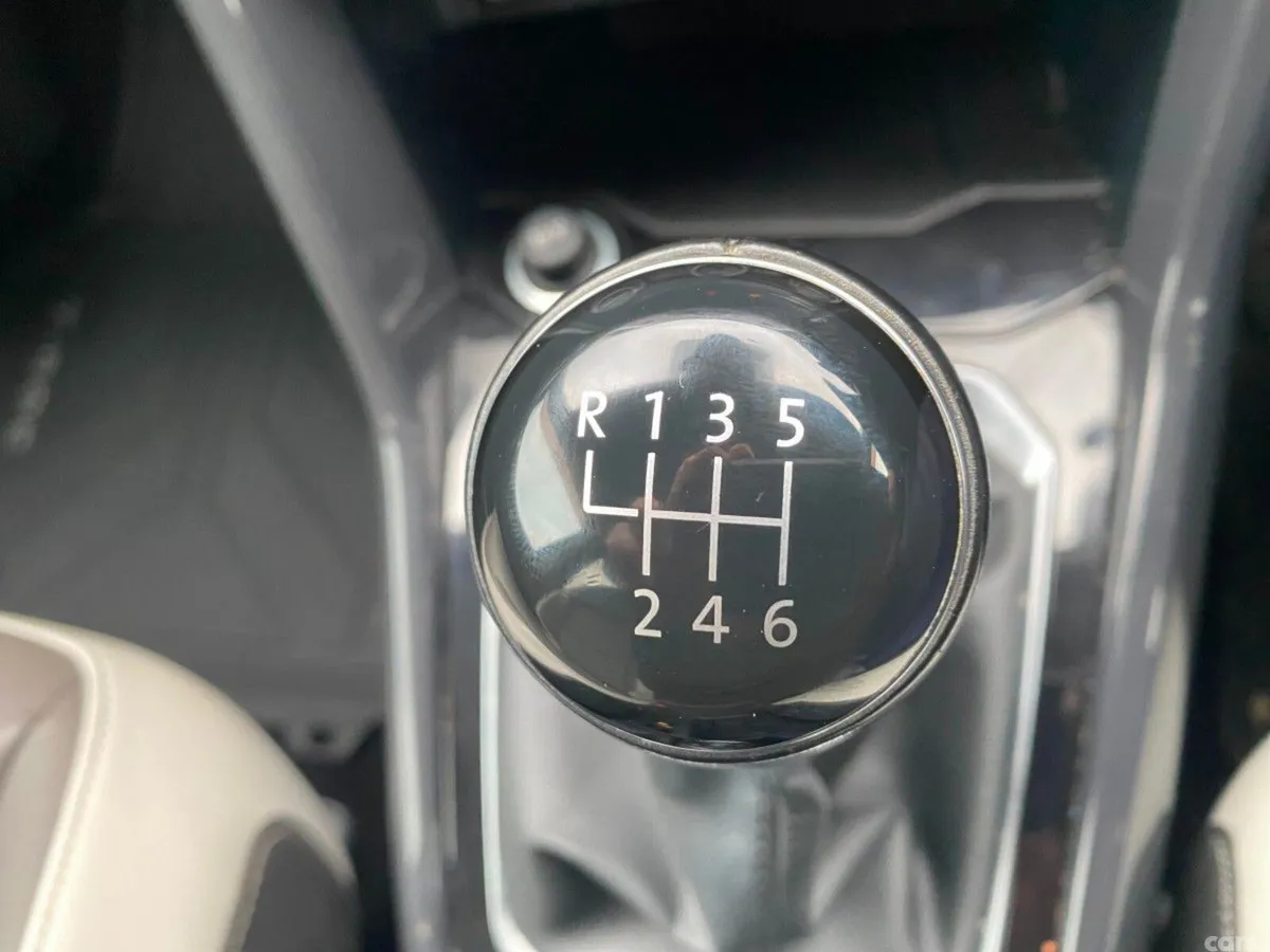 Volkswagen T-Roc SUV, Diesel, 2018, Grey