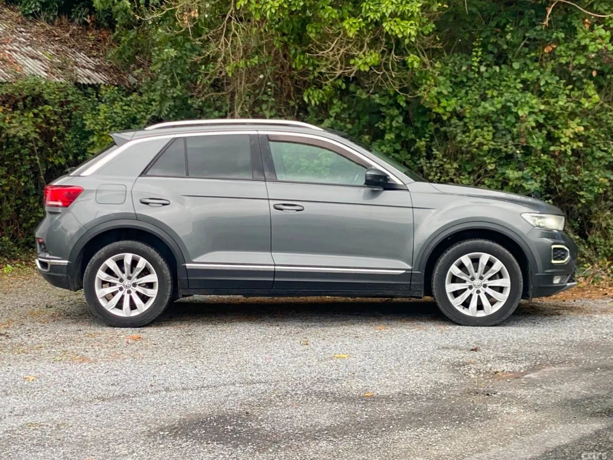 Volkswagen T-Roc SUV, Diesel, 2018, Grey