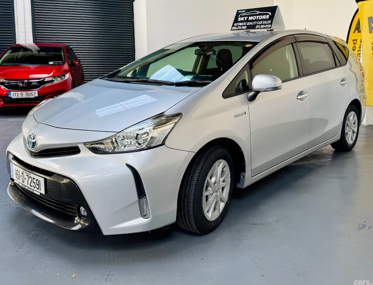 Toyota Prius MPV, Petrol Hybrid, 2016, Silver