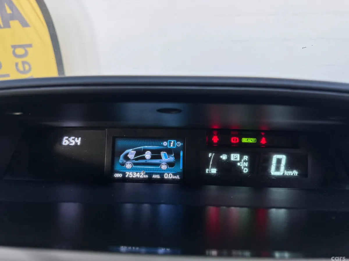 Toyota Prius MPV, Petrol Hybrid, 2016, Silver