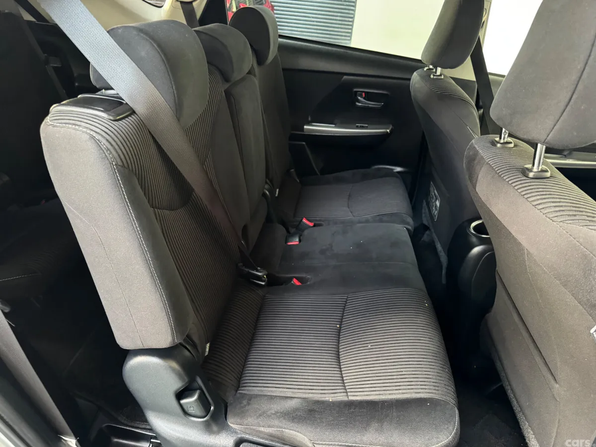 Toyota Prius MPV, Petrol Hybrid, 2016, Silver