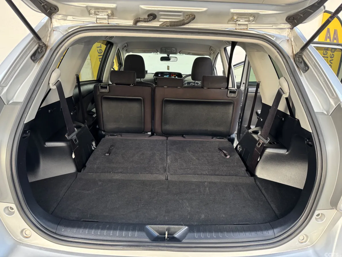 Toyota Prius MPV, Petrol Hybrid, 2016, Silver