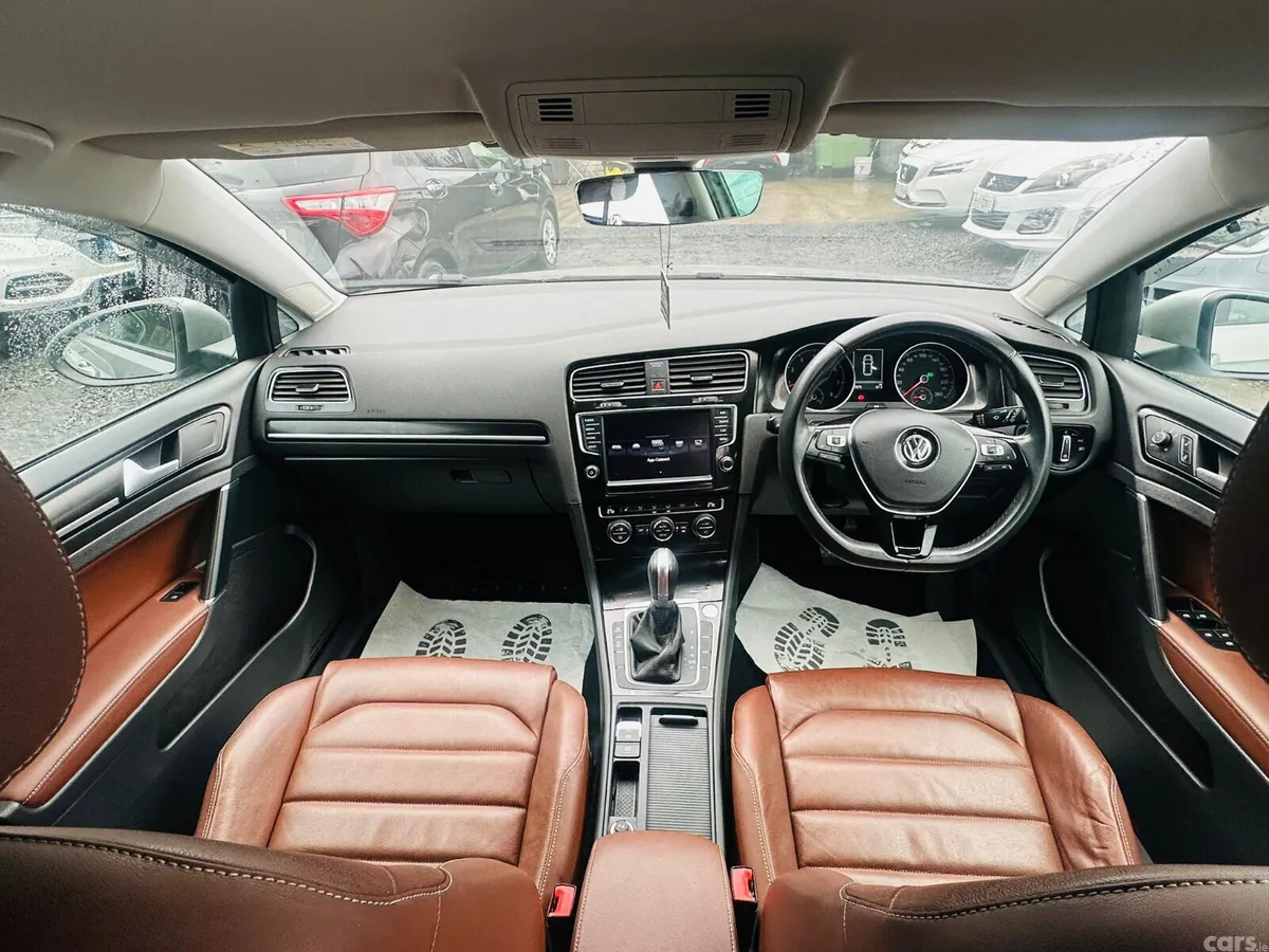 Volkswagen Golf Hatchback, Petrol, 2016, Silver