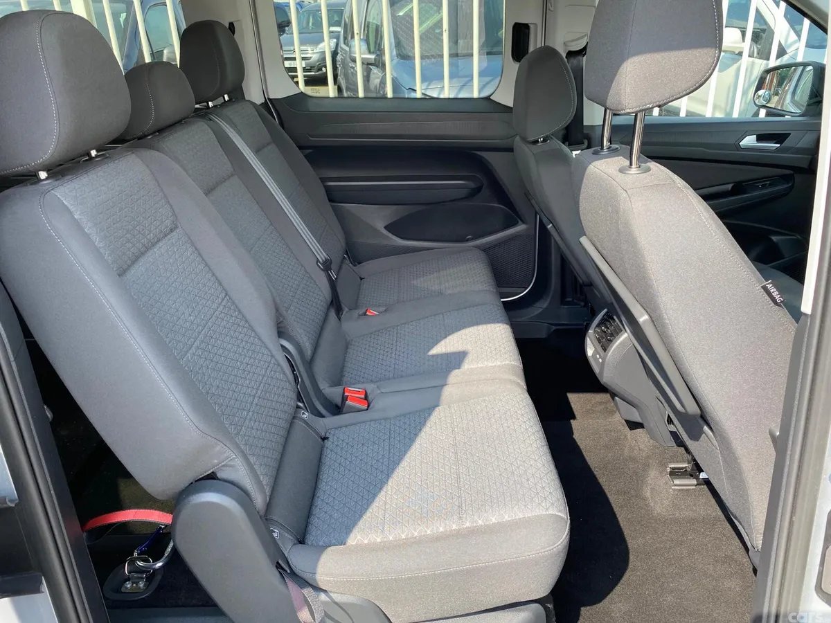 Ford Tourneo Connect MPV, Diesel, 2023, Silver