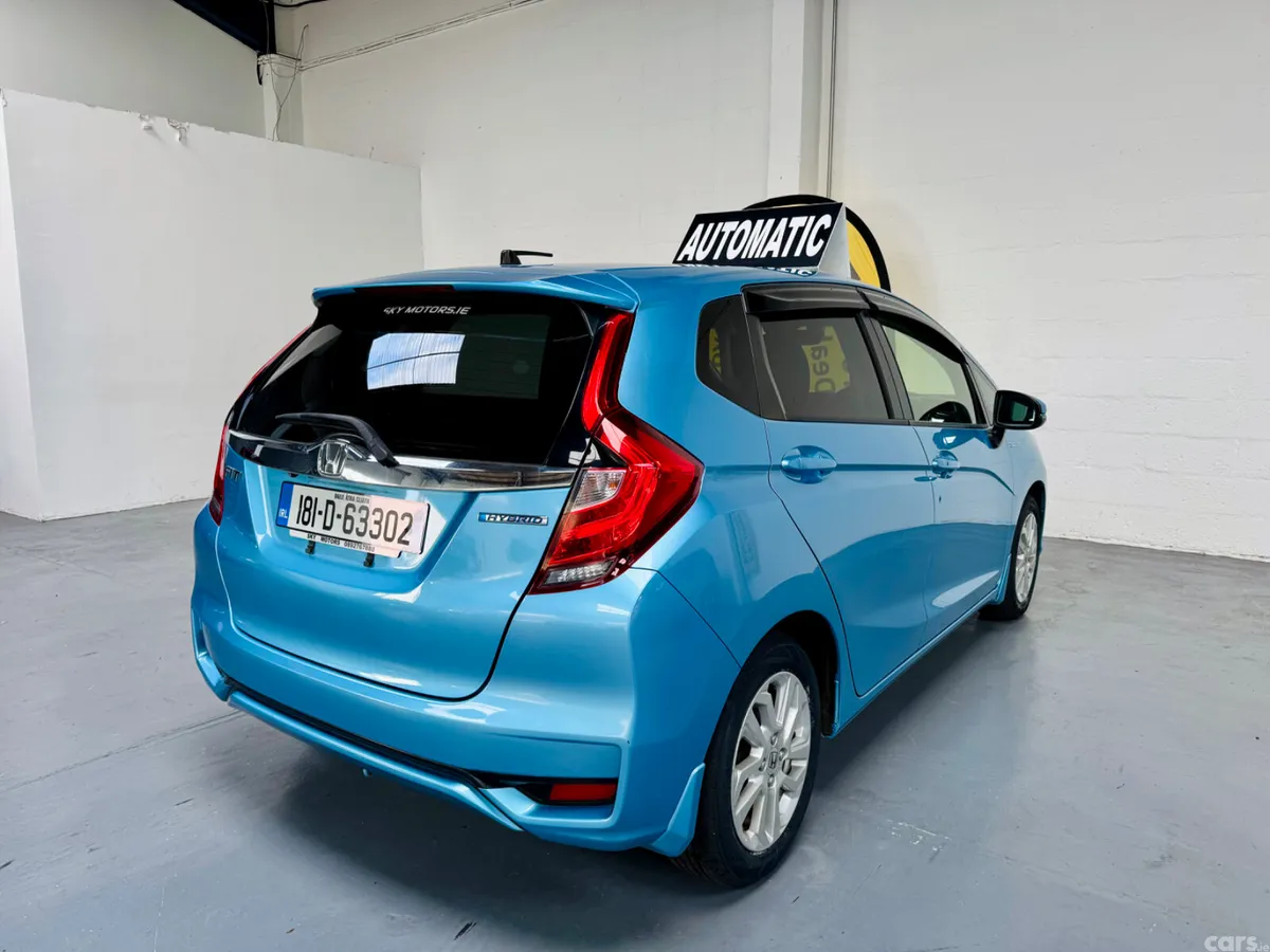 Honda Fit Hatchback, Petrol Hybrid, 2018, Blue