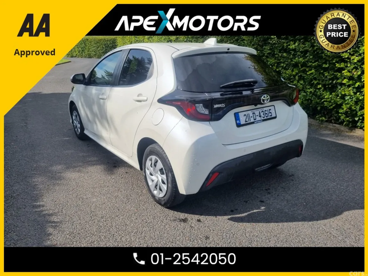 Toyota Yaris Hatchback, Petrol, 2021, White