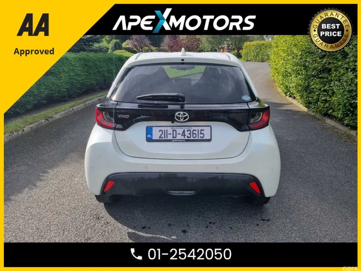 Toyota Yaris Hatchback, Petrol, 2021, White