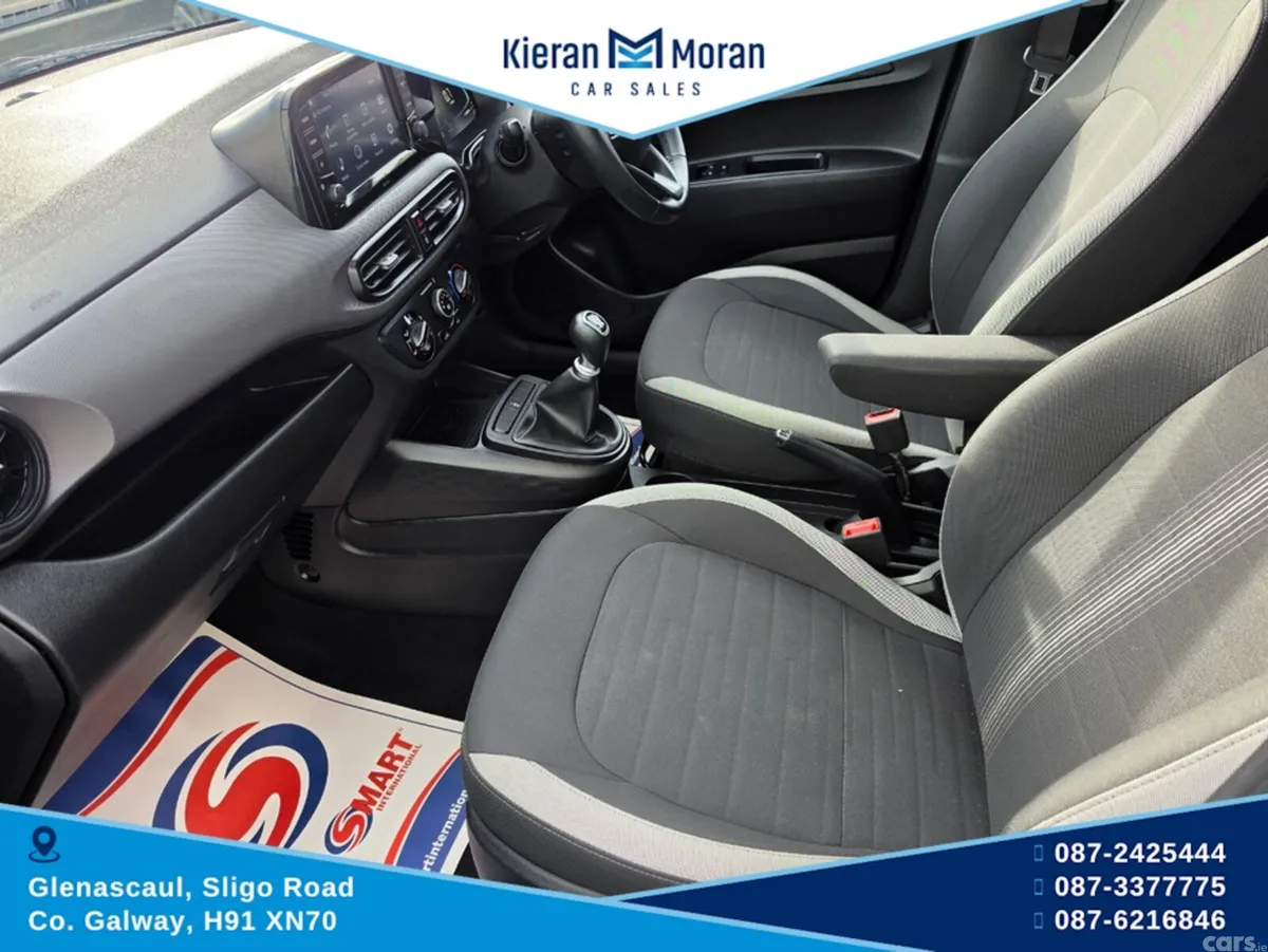 Hyundai i10 Hatchback, Petrol, 2023, Black