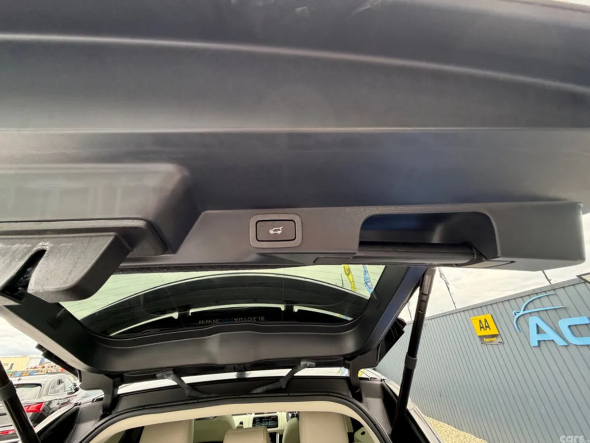 Land Rover Range Rover SUV, Petrol Hybrid, 2018, Grey
