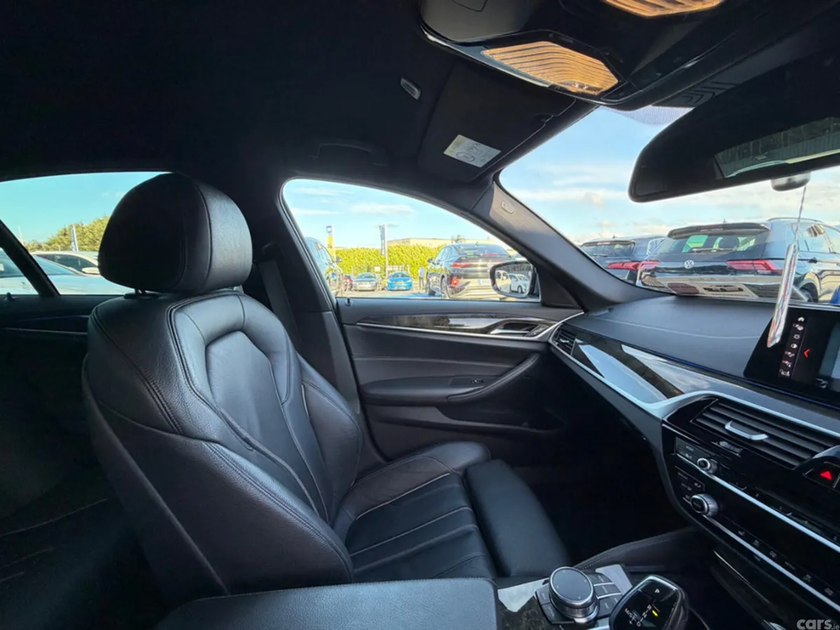 BMW 5-Series Saloon, Petrol Plug-in Hybrid, 2017, Grey