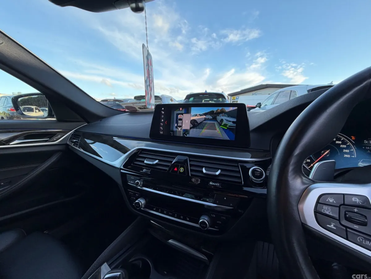 BMW 5-Series Saloon, Petrol Plug-in Hybrid, 2017, Grey