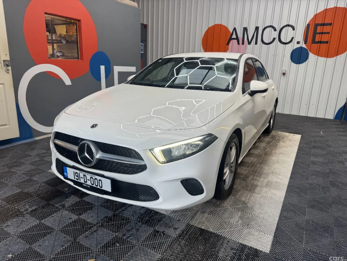 Mercedes-Benz A-Class Hatchback, Petrol, 2019, White