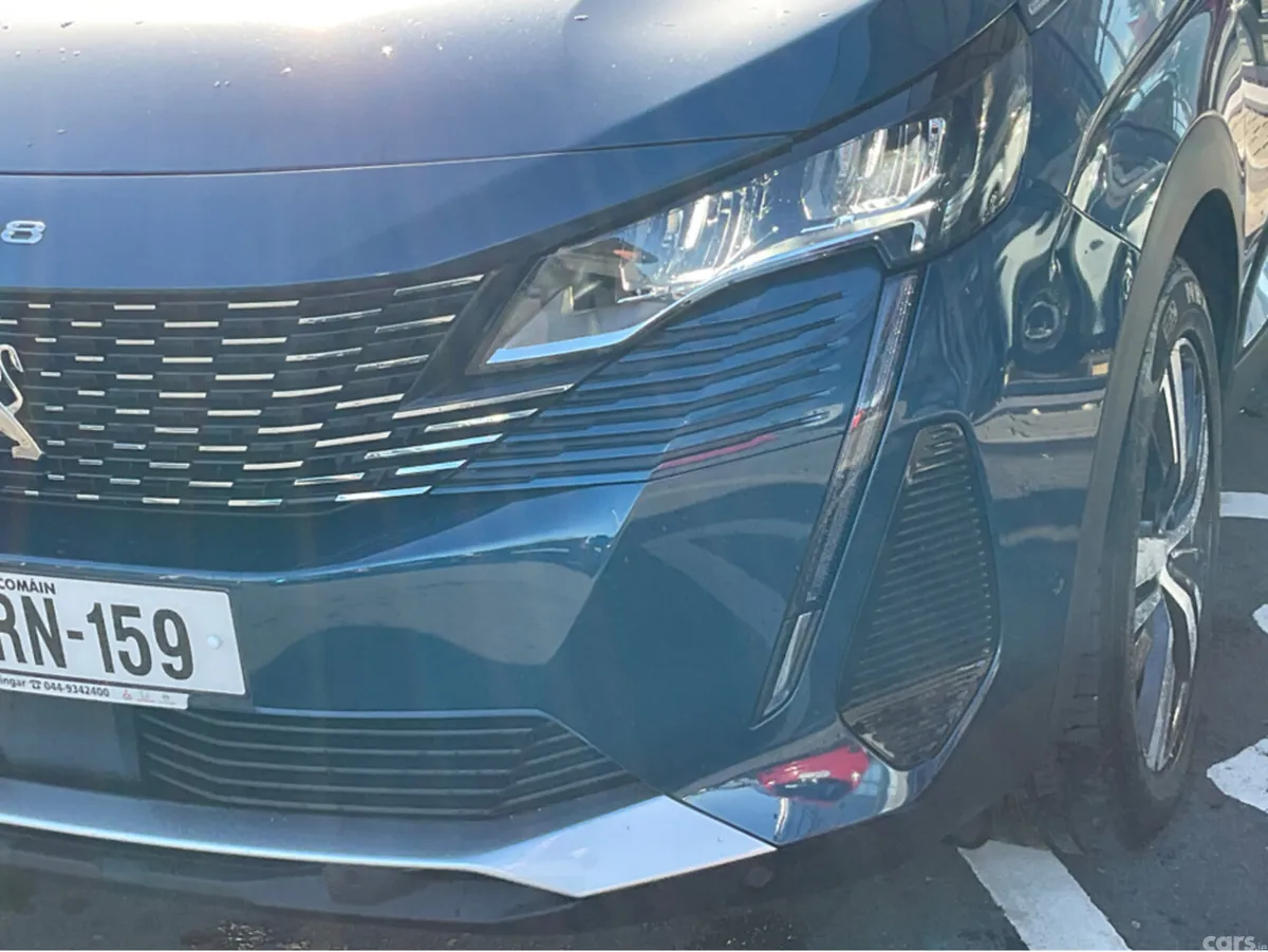 Peugeot 3008 MPV, Diesel, 2023, Blue