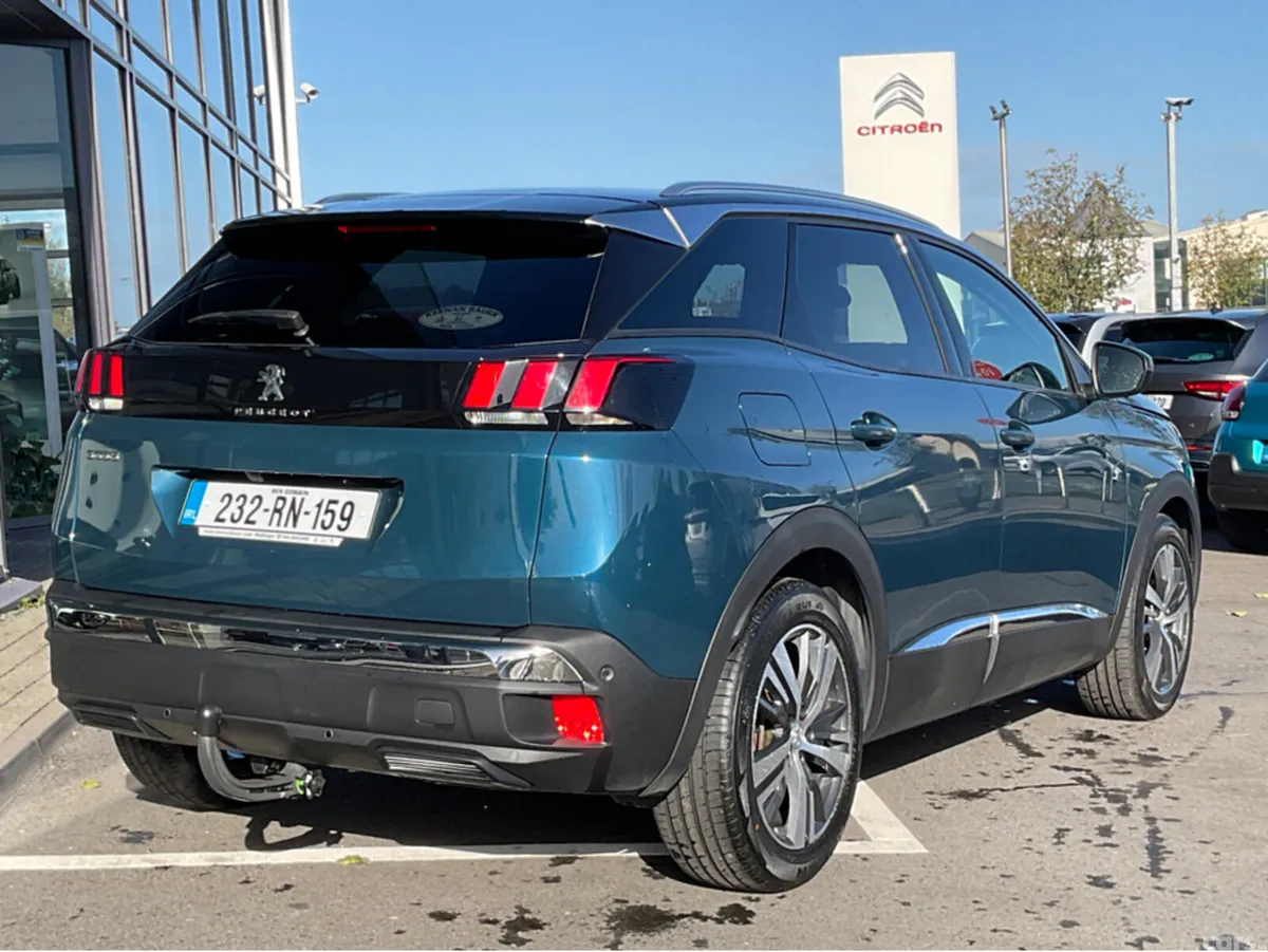 Peugeot 3008 MPV, Diesel, 2023, Blue