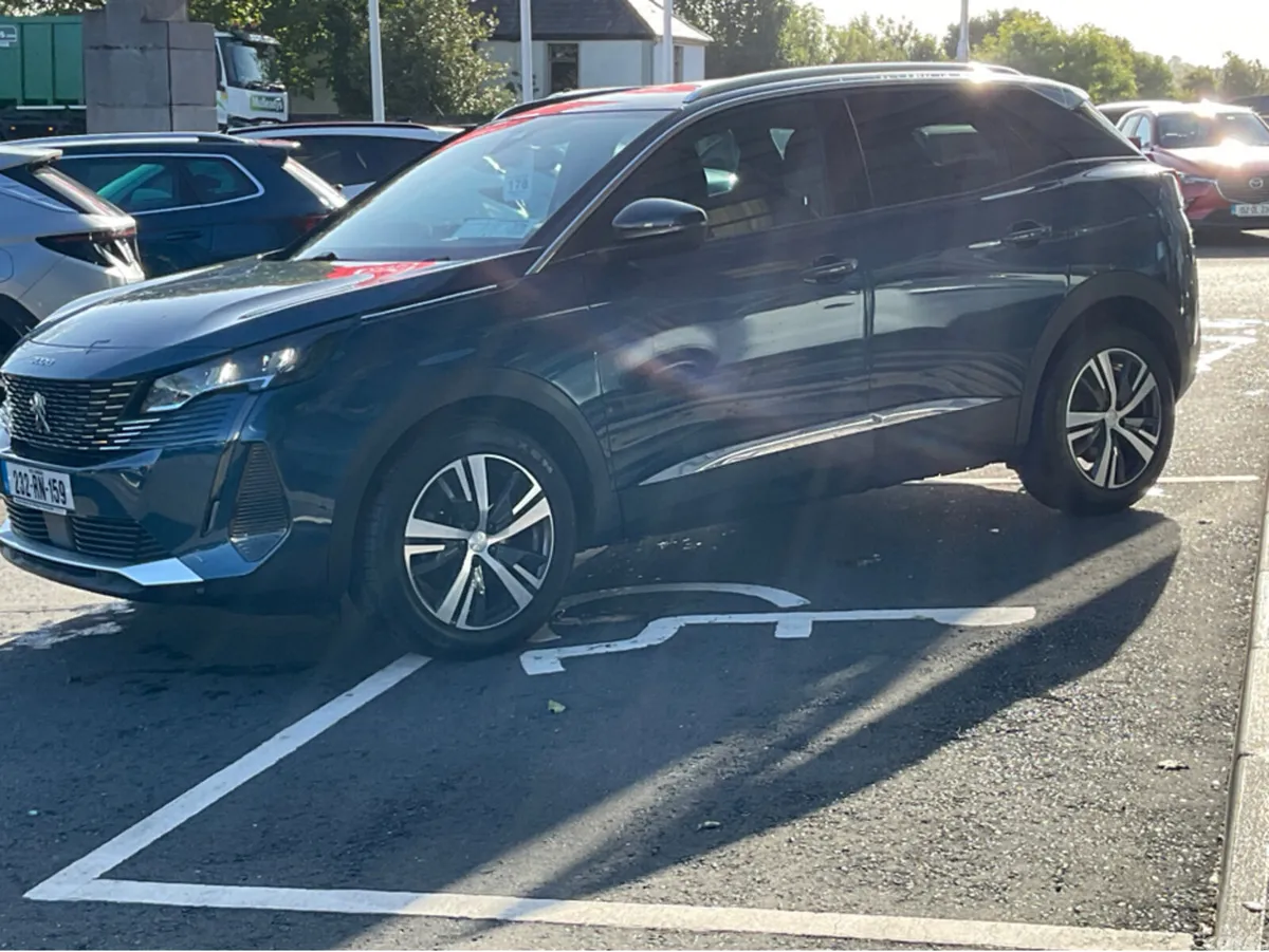Peugeot 3008 MPV, Diesel, 2023, Blue