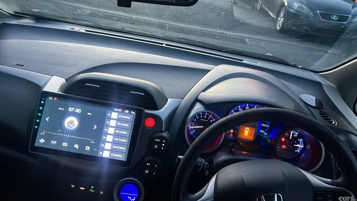 Honda Fit Hatchback, Petrol Hybrid, 2012, Green