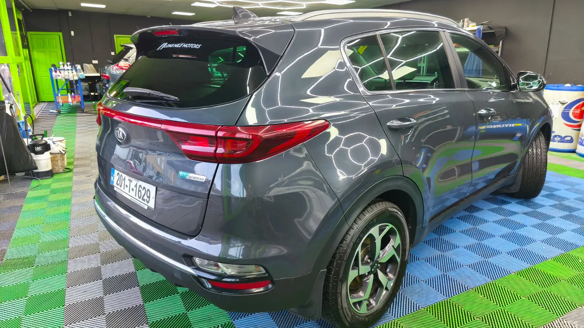 Kia Sportage SUV, Diesel Hybrid, 2020, Grey