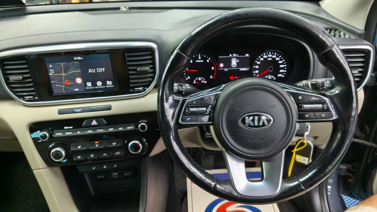 Kia Sportage SUV, Diesel Hybrid, 2020, Grey