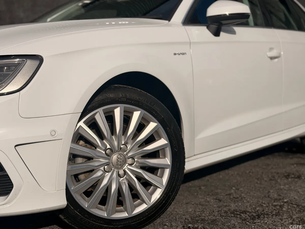 Audi A3 Hatchback, Petrol Plug-in Hybrid, 2016, White