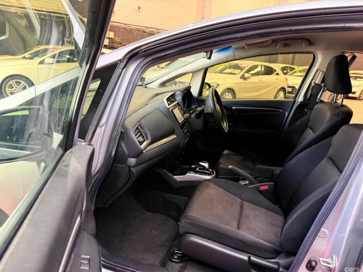 Honda Fit Hatchback, Petrol Hybrid, 2017, Silver