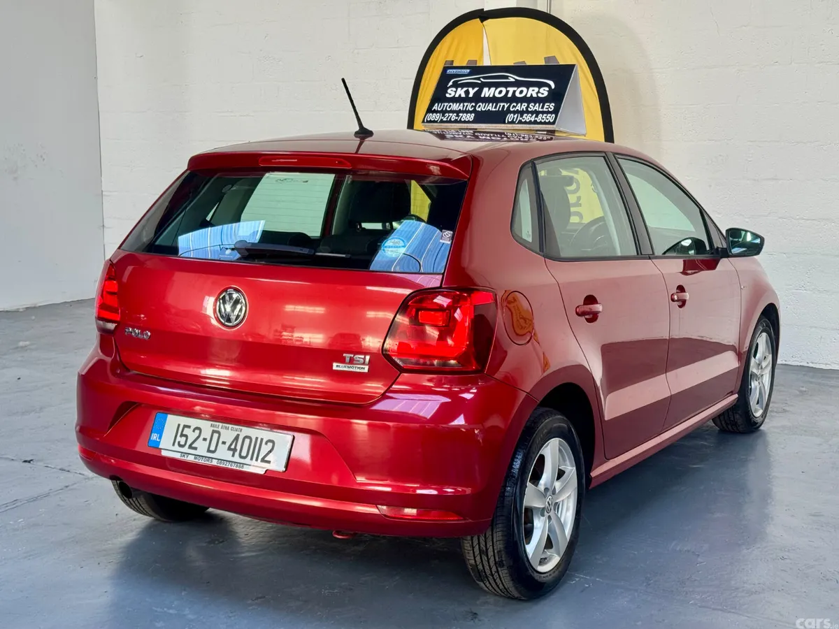 Volkswagen Polo Hatchback, Petrol, 2015, Red