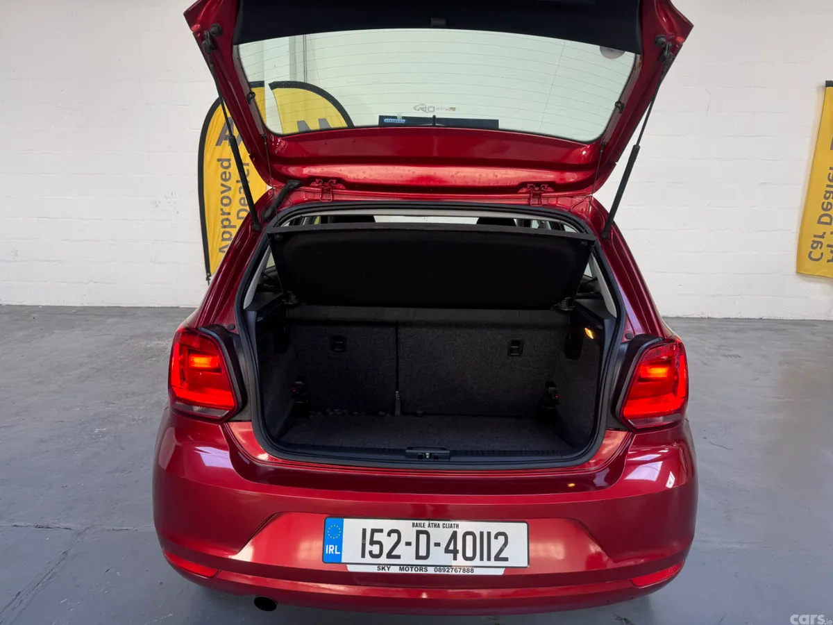 Volkswagen Polo Hatchback, Petrol, 2015, Red