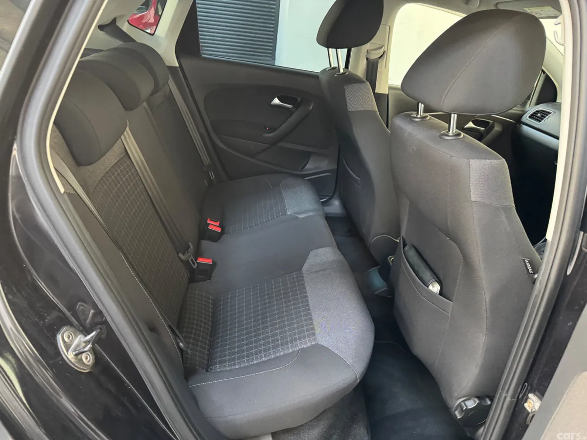 Volkswagen Polo Hatchback, Petrol, 2015, Black