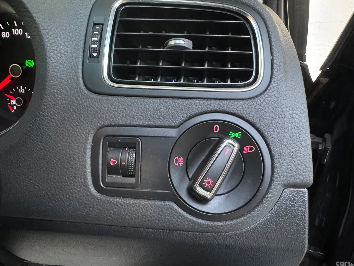 Volkswagen Polo Hatchback, Petrol, 2015, Black
