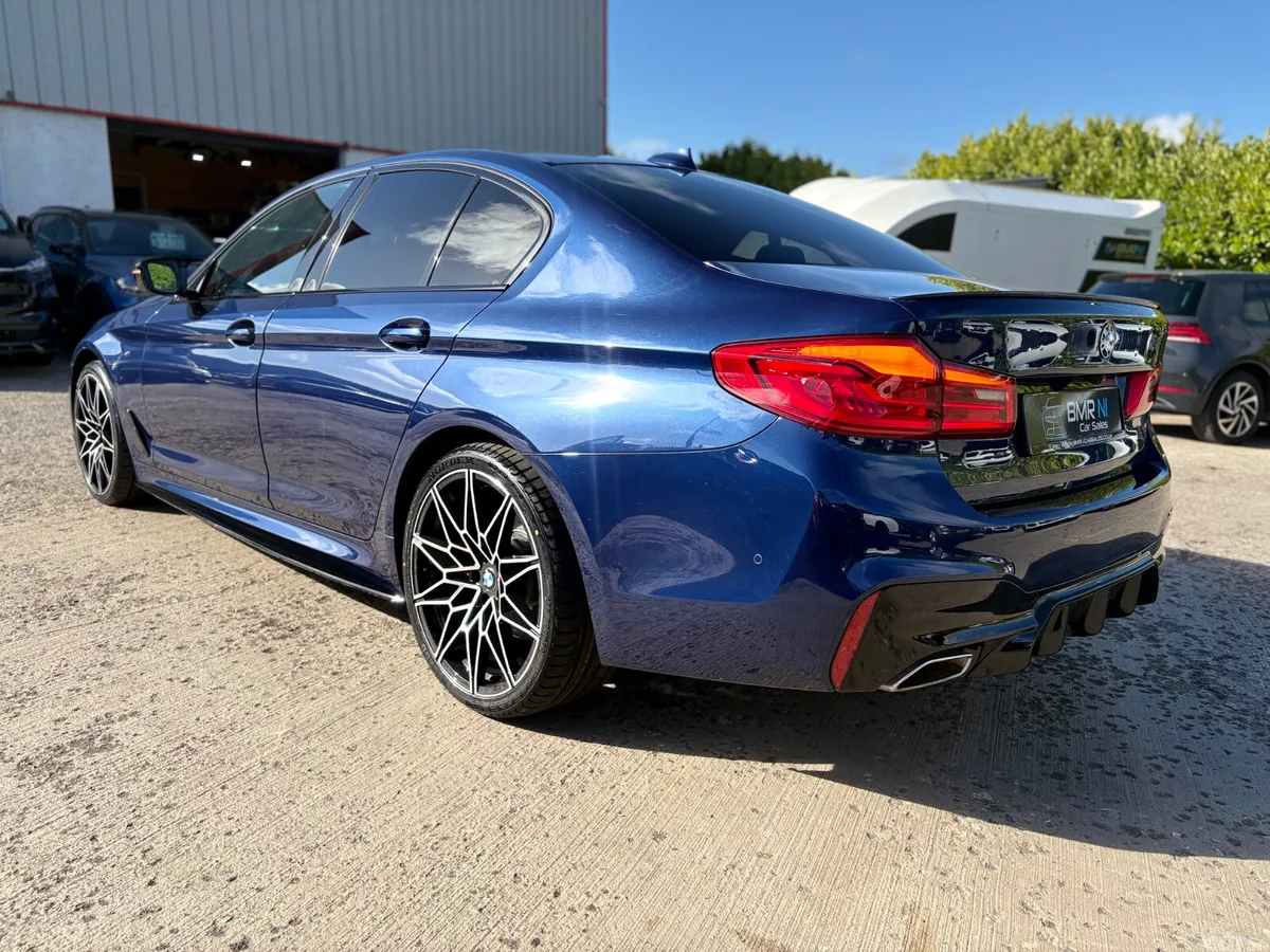 BMW 5-Series Saloon, Diesel, 2019, Blue