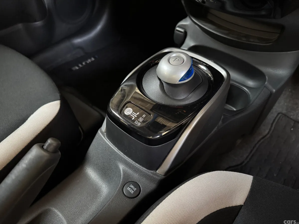 Nissan Note MPV, Petrol Hybrid, 2018, Silver