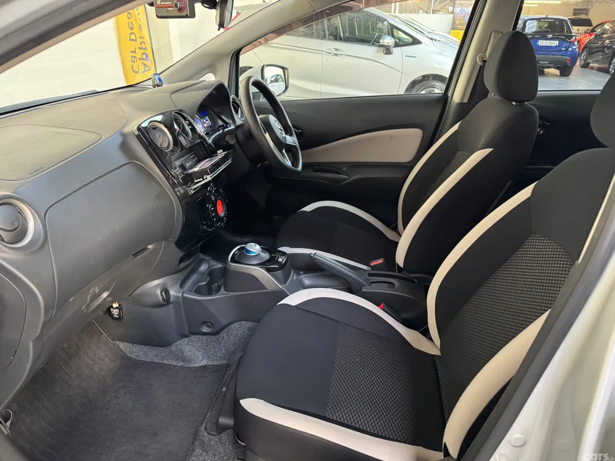 Nissan Note MPV, Petrol Hybrid, 2018, Silver