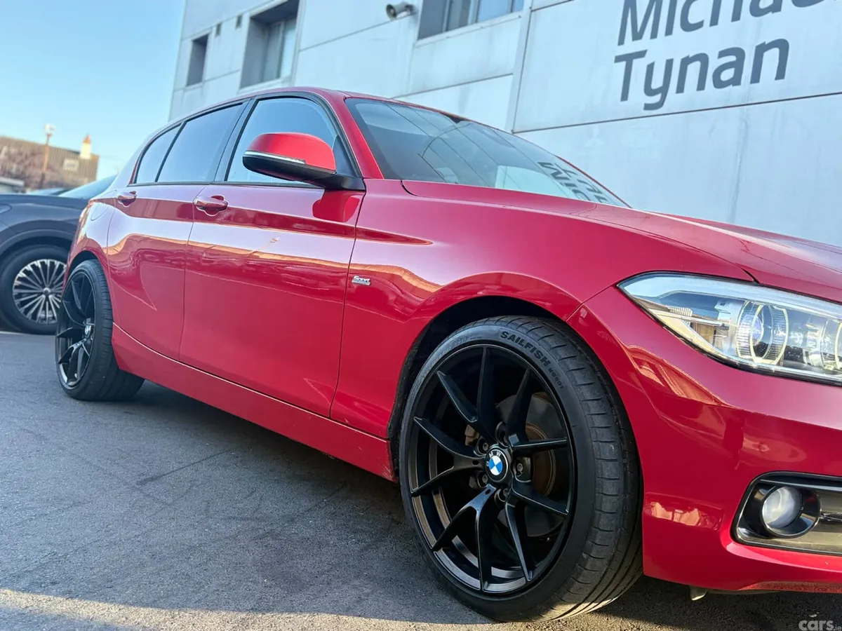 BMW 1-Series Hatchback, Diesel, 2016, Red