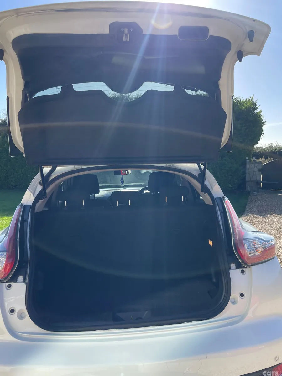 Nissan Juke SUV, Petrol, 2016, White