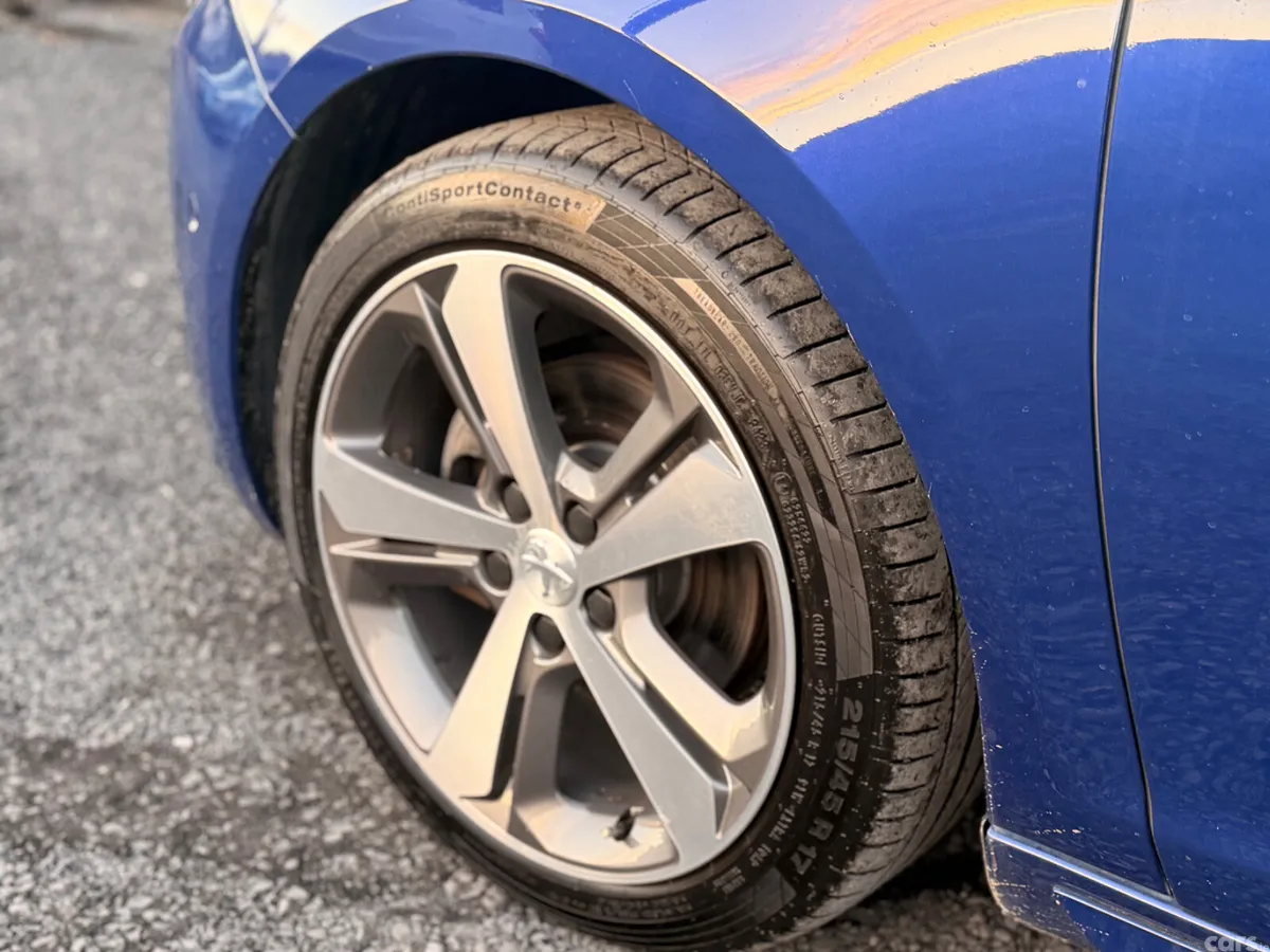 Peugeot 308 Estate, Petrol, 2016, Blue