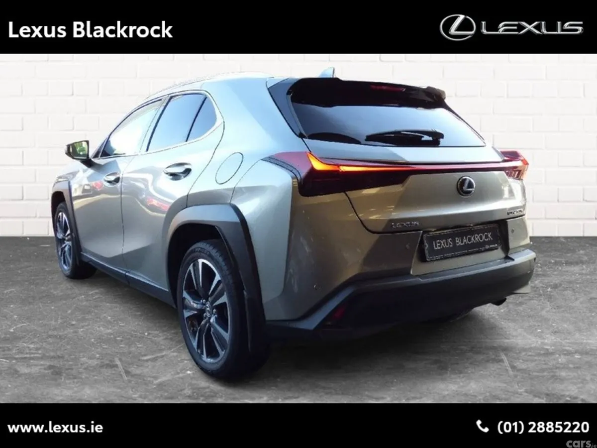 Lexus UX SUV, Petrol Hybrid, 2023, Silver