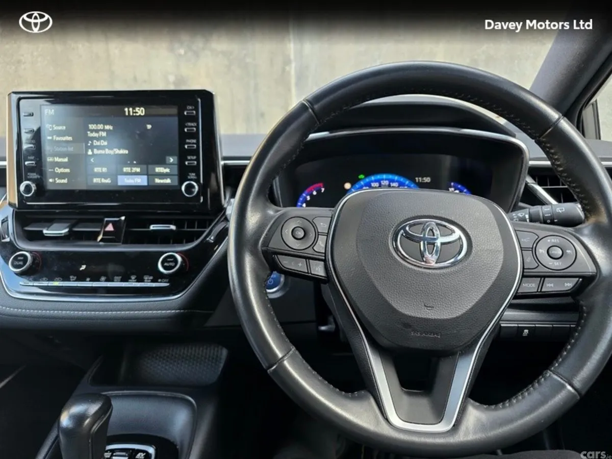 Toyota Corolla Hatchback, Petrol Hybrid, 2023, Green