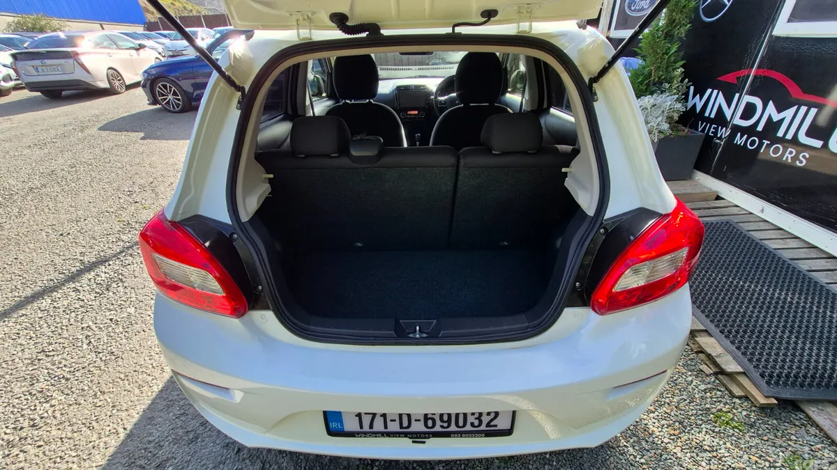 Mitsubishi Mirage Hatchback, Petrol, 2017, White