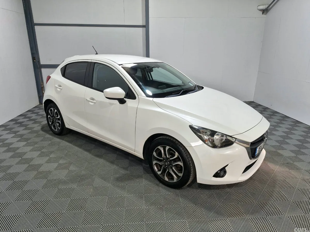 Mazda Mazda2 Hatchback, Petrol, 2015, White
