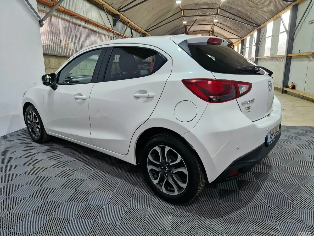 Mazda Mazda2 Hatchback, Petrol, 2015, White