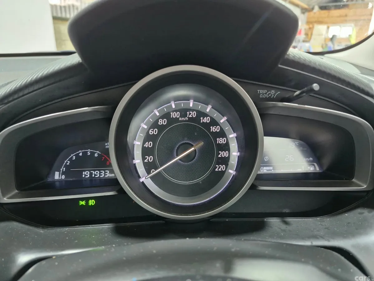 Mazda Mazda2 Hatchback, Petrol, 2015, White