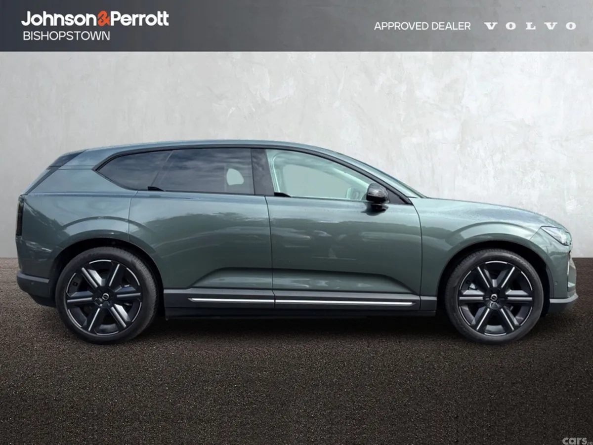 Volvo EX60 SUV, Electric, 2026, Green