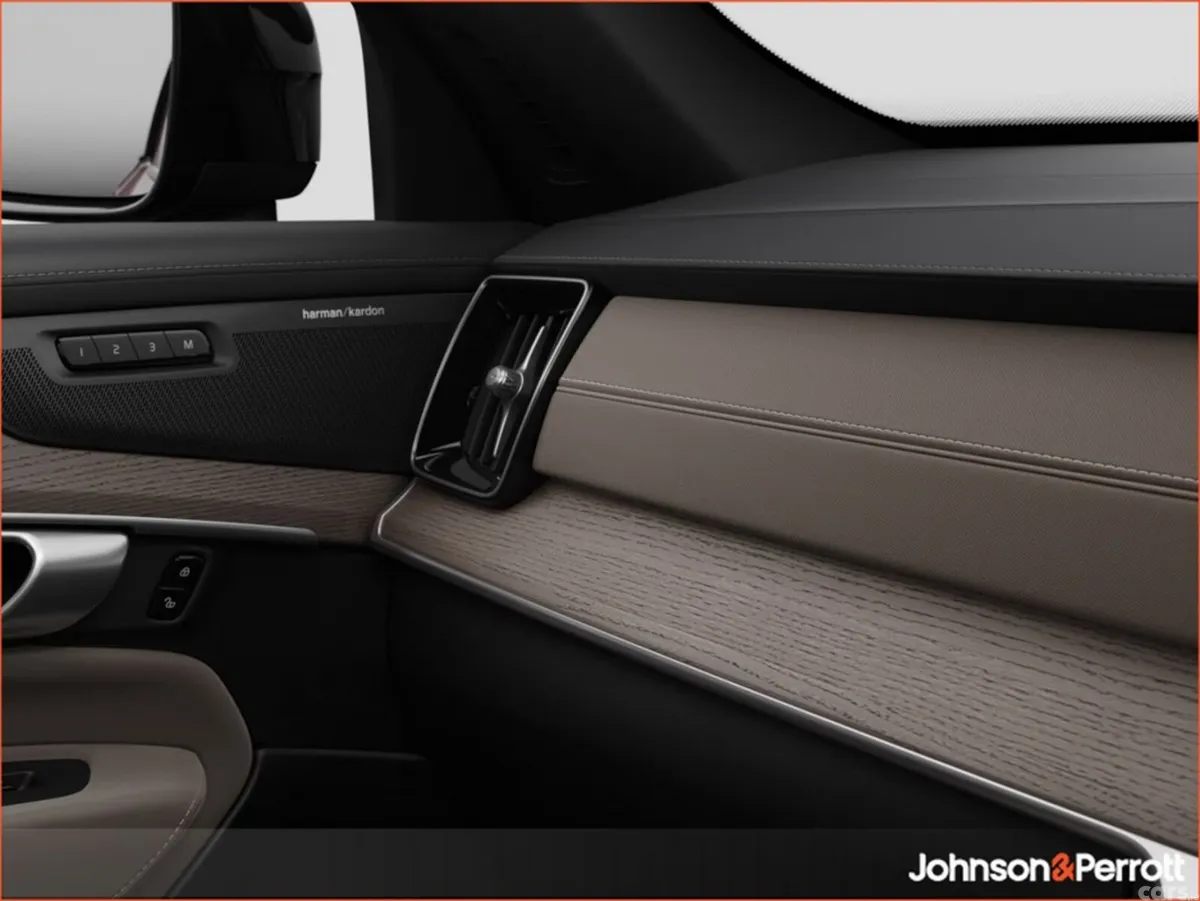 Volvo XC90 SUV, Petrol Plug-in Hybrid, 2026, Red
