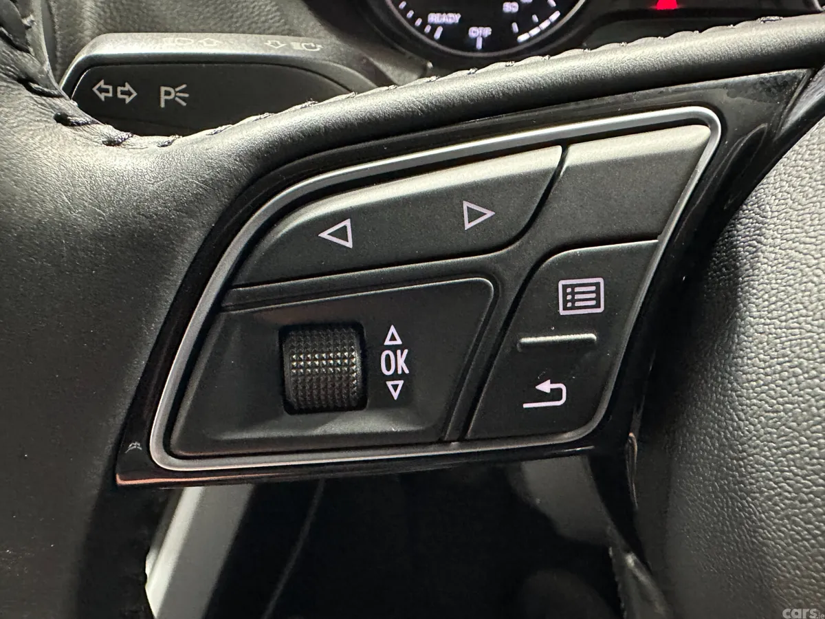 Audi Q2 SUV, Petrol, 2019, Red