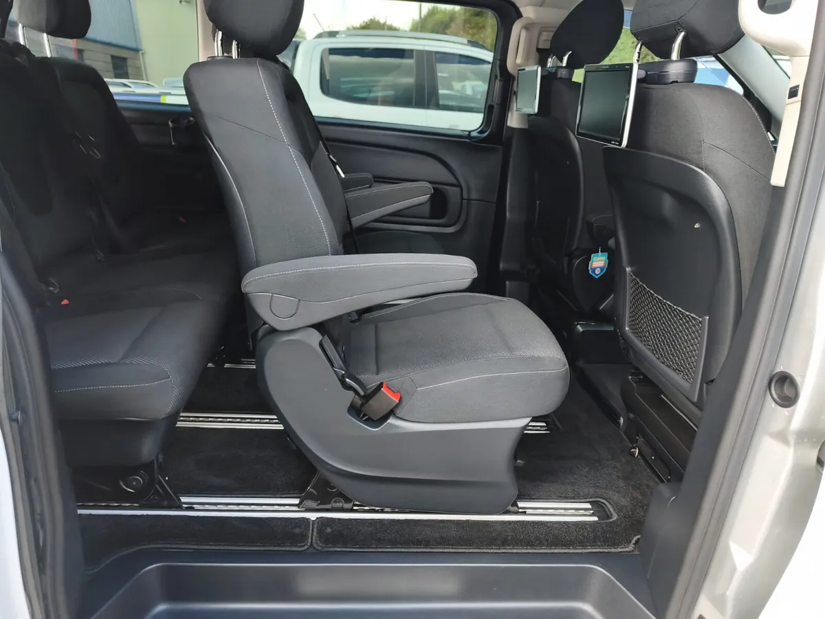 Mercedes-Benz V-Class MPV, Diesel, 2016, White